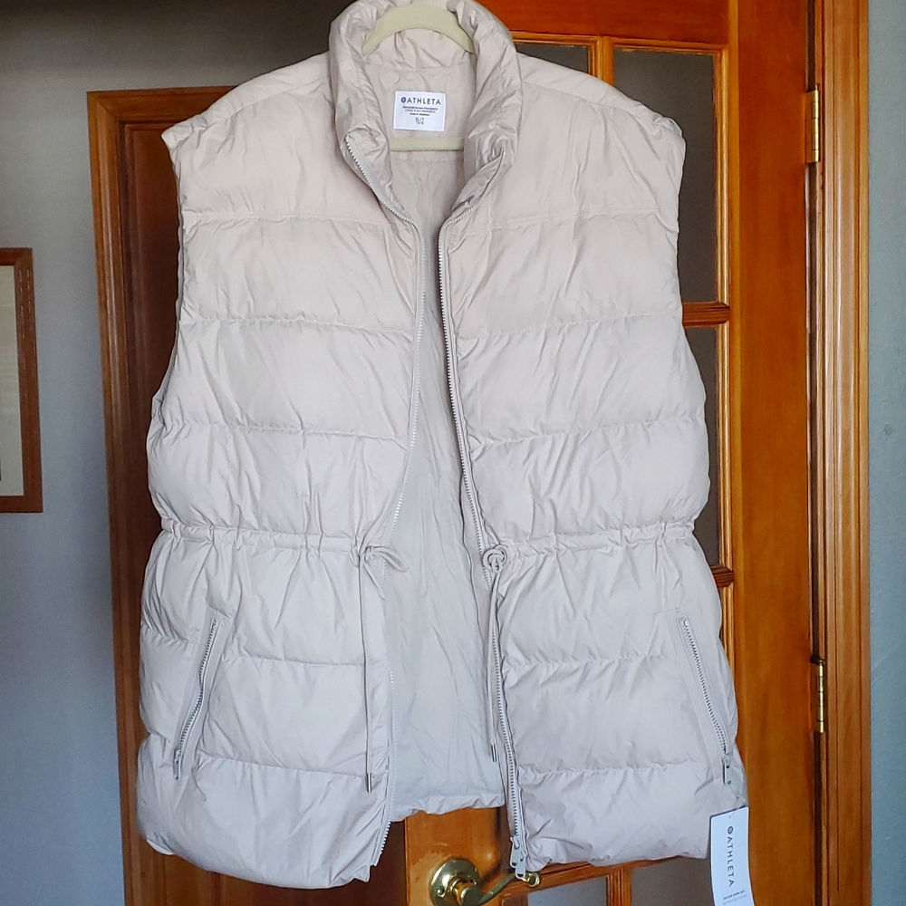 Athleta cascade down vest